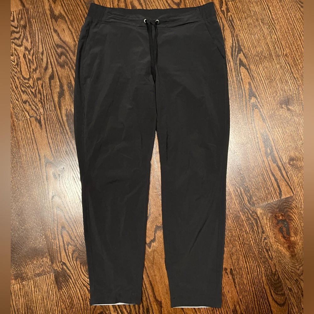 Athleta Black Drawstring Joggers – Size 10